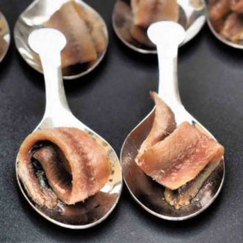 Filetti di acciughe salate