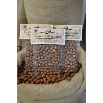 Nocciola sgusciata cruda