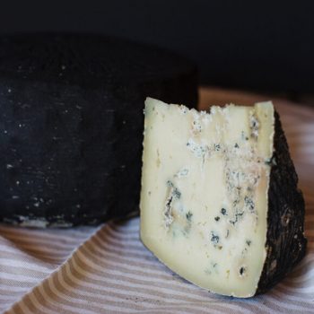Pecorino scorza nera